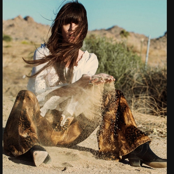 Bells!🦄🦄NWOT incredibly rare! Desert Wanderer by Spell Designs bells - Picture 3 of 14